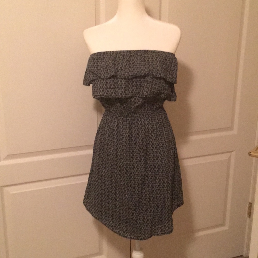 Roxy Printer Strapless Dress With Ruffled Neckline